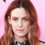 Daisy Jones Profile Picture