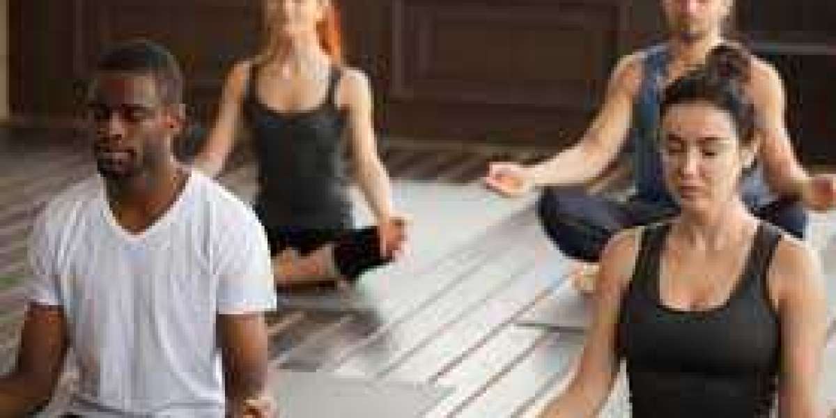 What is the difference between meditation teacher training and mindfulness teacher training?