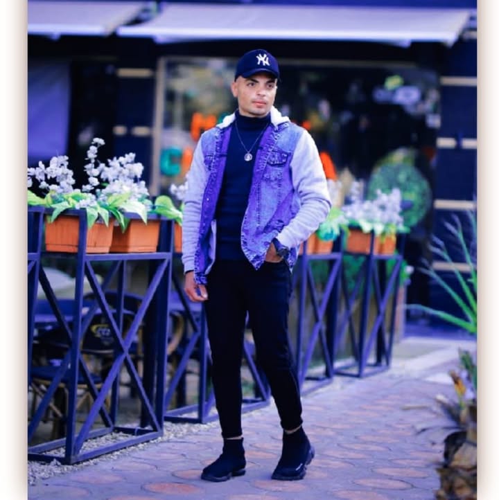 مصطفى تونى Profile Picture