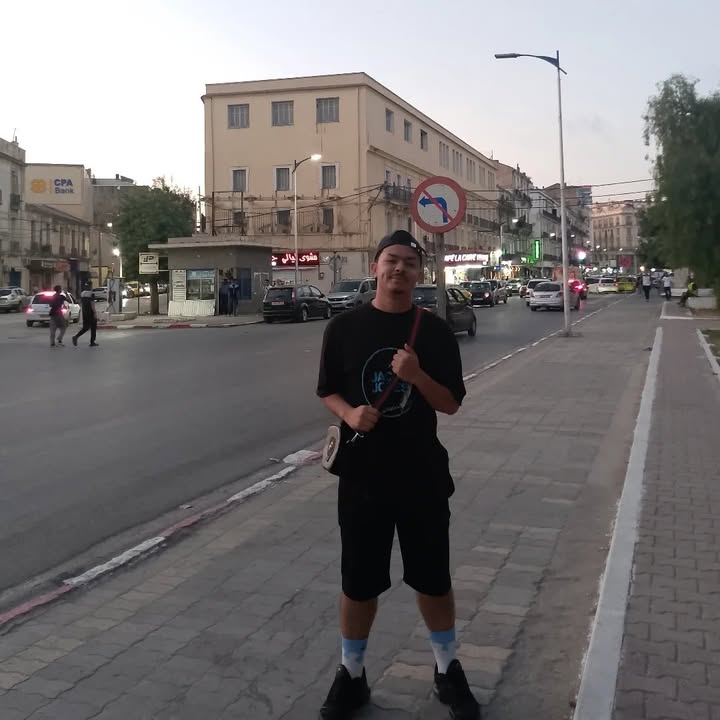 Islem Islem Profile Picture