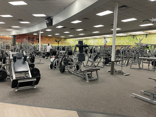 LA Fitness Profile Picture