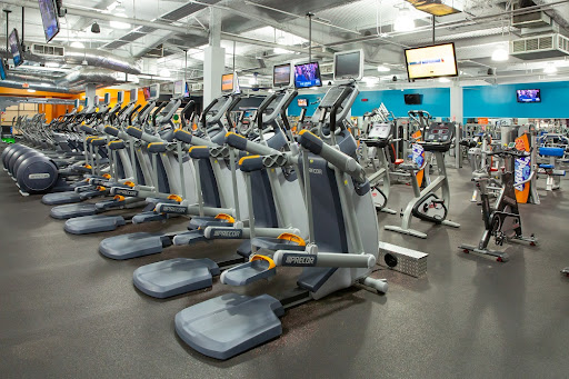 Crunch Fitness - San Mateo Profile Picture