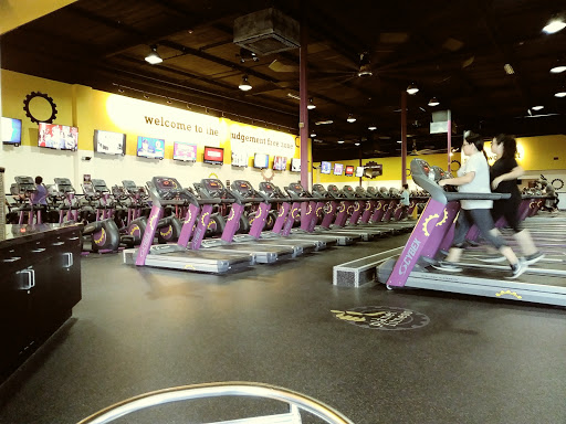 Planet Fitness Profile Picture