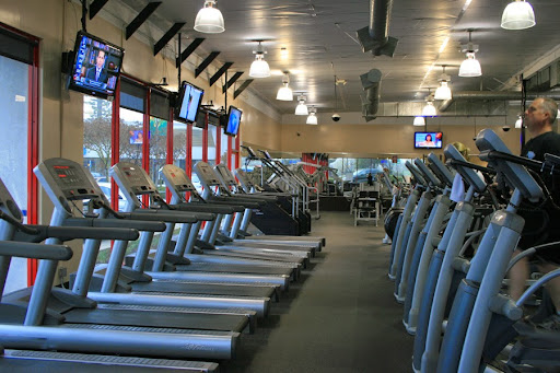 California Fitness 24/7 - OAKLEY Profile Picture