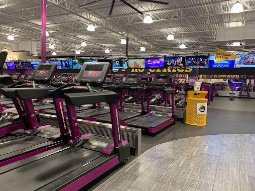 Planet Fitness Profile Picture