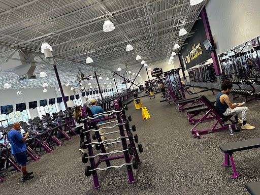 Planet Fitness Profile Picture