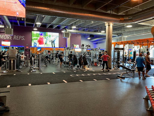 Crunch Fitness - Walnut Creek Profile Picture