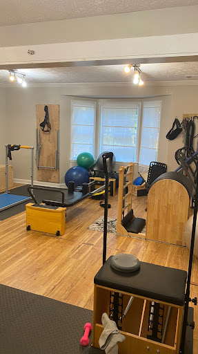 Pilates Personal - Studio Ale Profile Picture