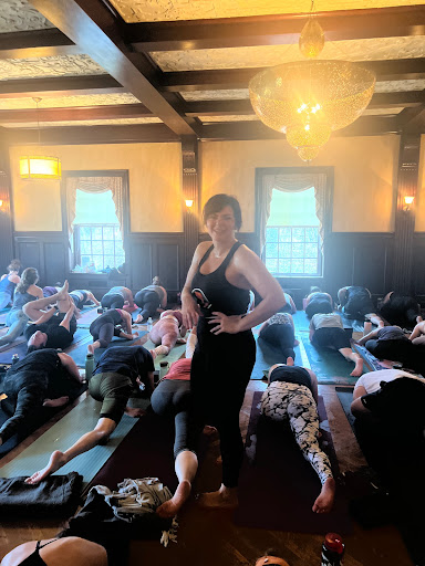 Barry\'s Power Yoga - Downtown Rochester Profile Picture