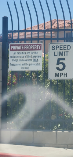 Lakeside Dr pool and tennis courts Profile Picture