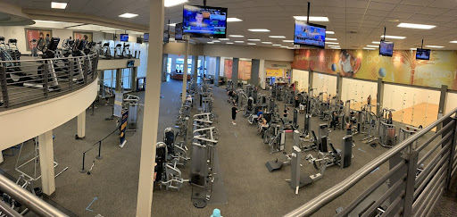 LA Fitness Profile Picture