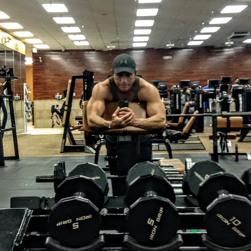 Bailey\'s Health & Fitness Powered By Chuze Fitness Profile Picture