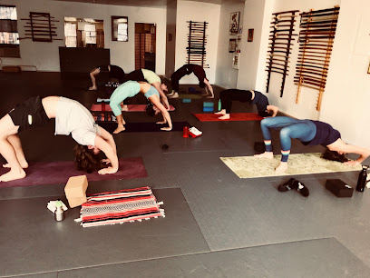 Hatha Yoga with Jane Profile Picture
