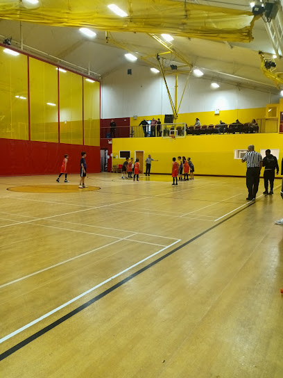 Monroe 33 Tennis, Basketball and Sports Center Profile Picture