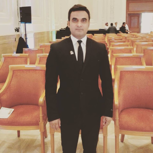 Rasiuddin Khan - Blog Profile Picture