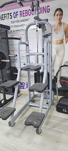 مركز شيخة الرياضة لسيدات FIT4ME CLUB Profile Picture