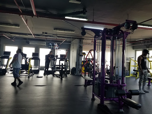 Den OEVER GYM - دين ويفر جيم صالة رياضية Profile Picture